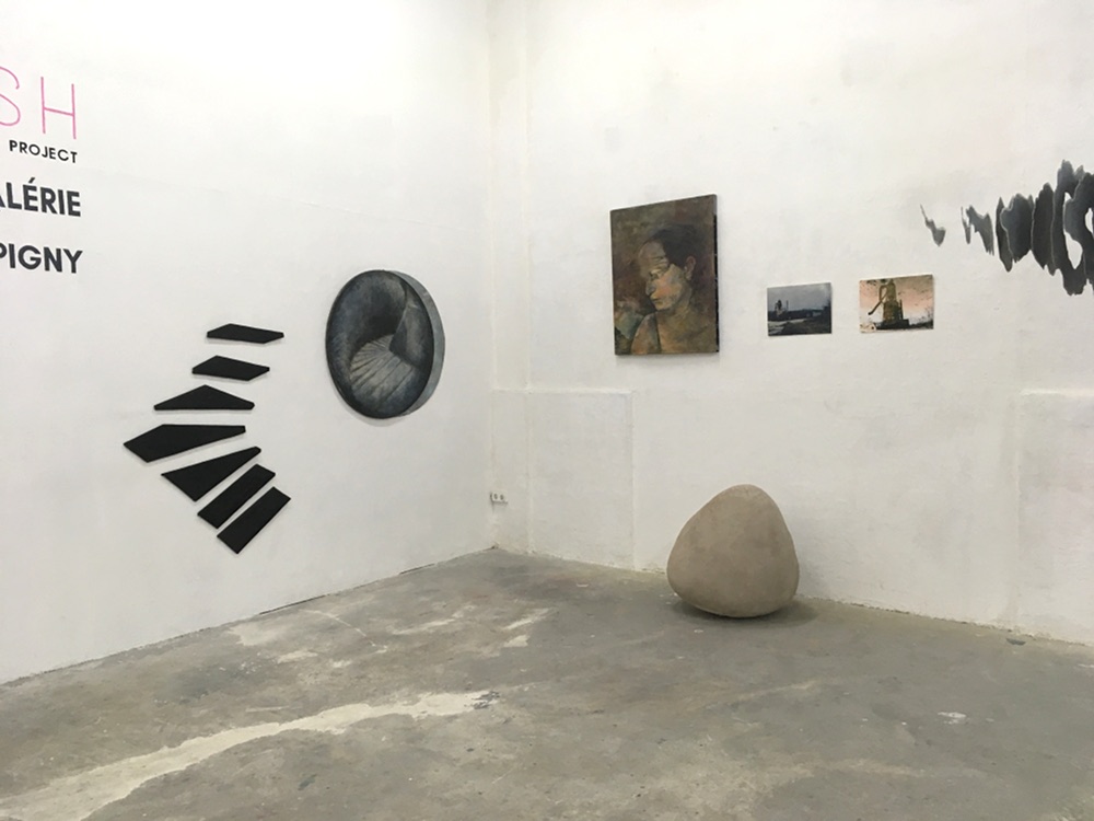 2019-04-09 20.06.12_light