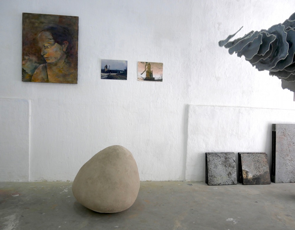 2019-04-13 21.27.23_light